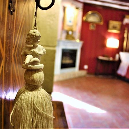 La Casa De Sebastian Guest House Валдеробрес Екстериор снимка