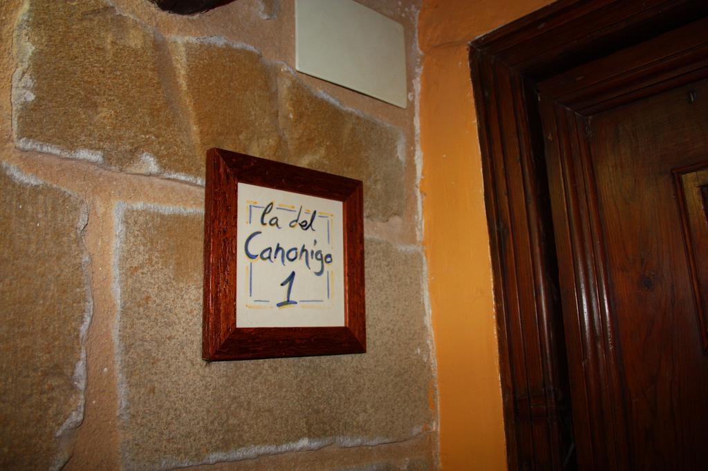La Casa De Sebastian Guest House Валдеробрес Стая снимка